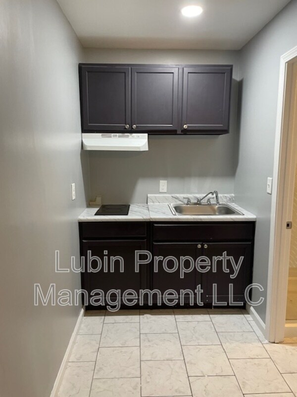 Foto del edificio - 232 Vaal Ave