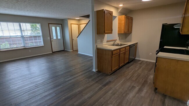 Foto del edificio - MN Cedar Village (859)