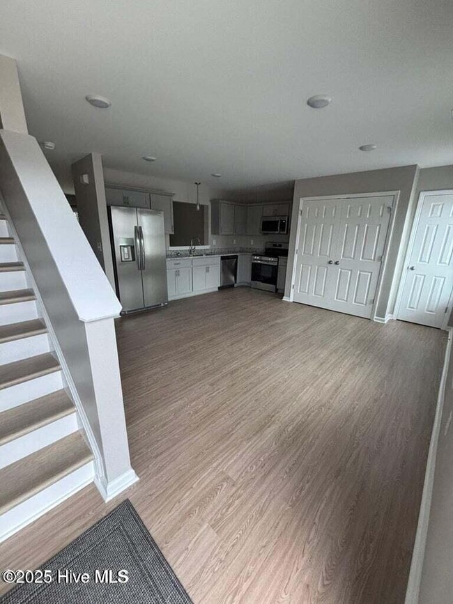 Building Photo - 1234 Masters Ln