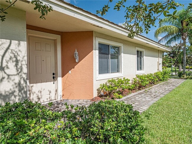 Foto del edificio - 2529 Langrove Ln SW
