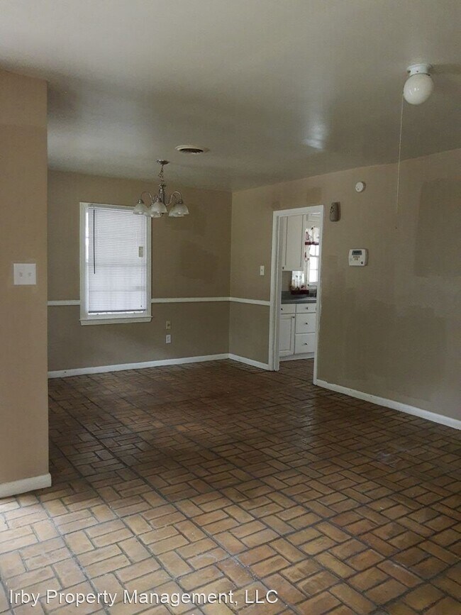 Building Photo - 3 br, 1 bath House - 4057 Sallie Court