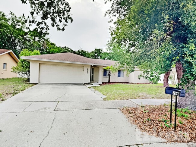 Building Photo - 260 12 League Cir