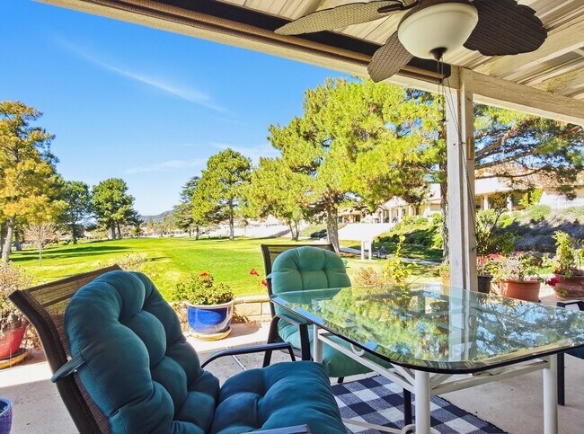Foto del edificio - 10665 Cherry Hills Dr