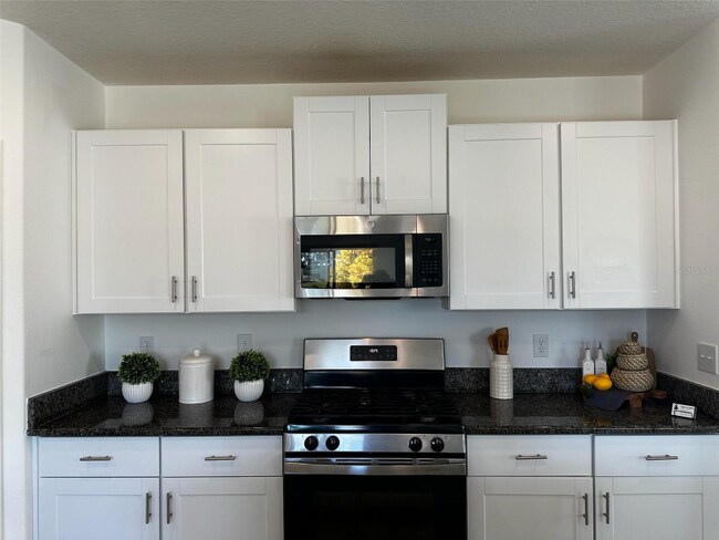 Foto del edificio - 5213 Dandelion St