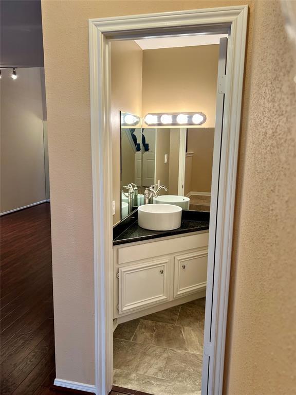 Building Photo - 2220 Bering Dr