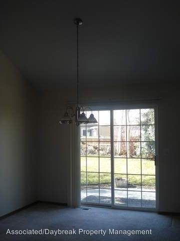 Building Photo - 1620 S 68th Ave