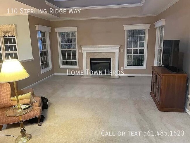 Foto del edificio - 110 Sterling Ridge Way