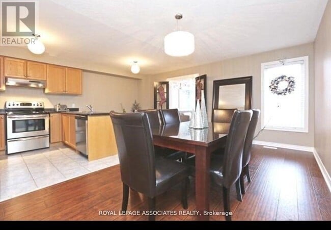 Building Photo - 103 Dooley Crescent