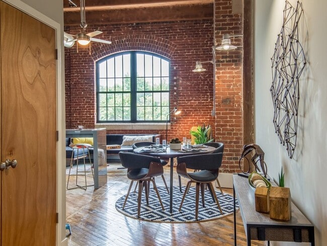 Photo - The Hudson Apartments