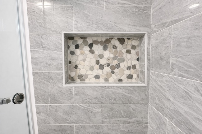 Building Photo - 6907 Noble Ave