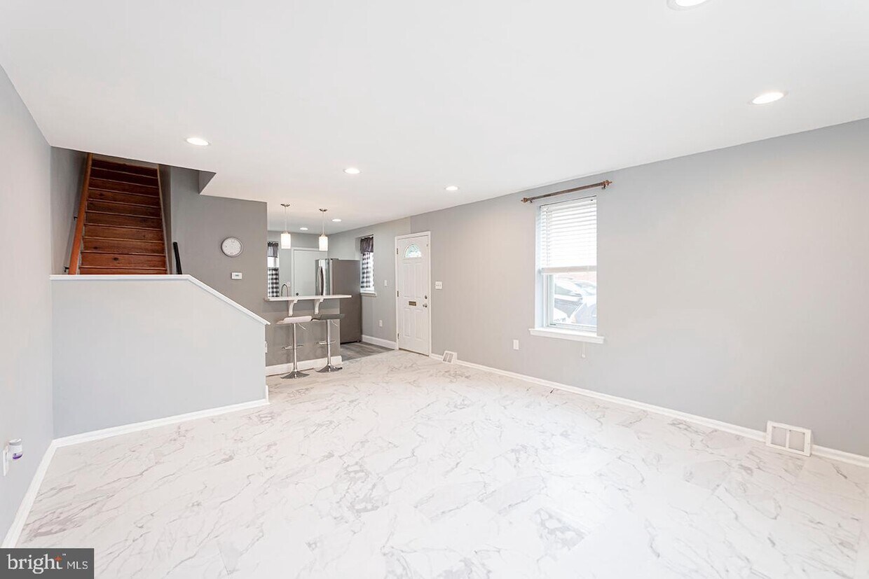 Foto principal - 2401 Catharine St