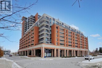 Building Photo - 3091-3091 Dufferin St