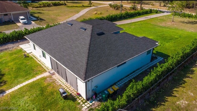 Foto del edificio - 2406 37th Ave NE