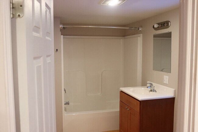 Foto del edificio - 311 Main St