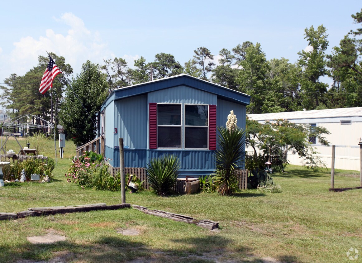Building Photo - 13660 Nc-50 Hwy E