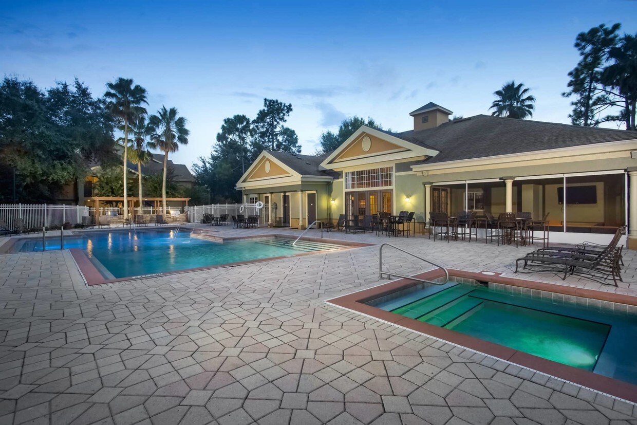 Ashton at Waterford Lakes Alquileres en Orlando, FL