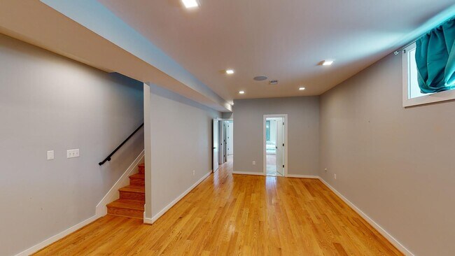 Foto del edificio - 409 Upshur St NW