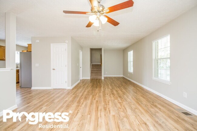 Foto del edificio - 105 Travis Ln