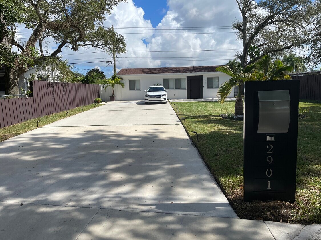2901 N 66th Ave, Hollywood, FL 33024 House Rental in Hollywood, FL