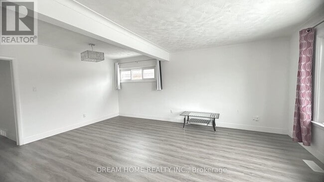 Building Photo - 83 Cornwallis Dr