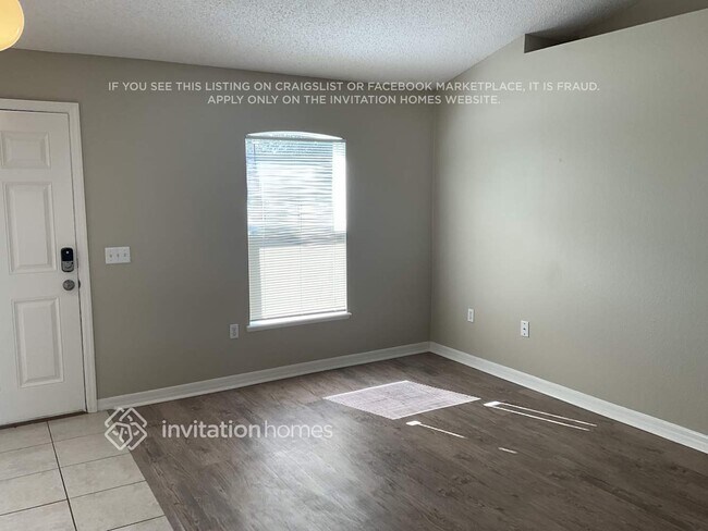 Building Photo - 919 Amboise Ln