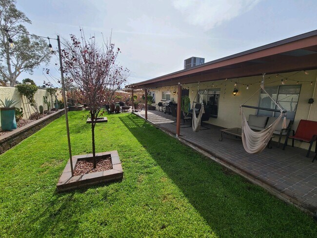 Foto del edificio - 3407 S Roberts Rd