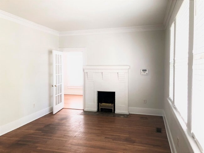 Foto del edificio - 516 E 48th St