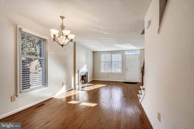Foto del edificio - 530 N West St