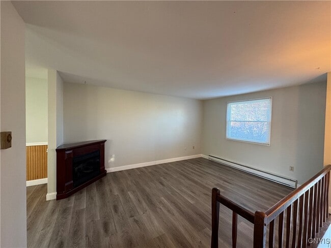 Building Photo - 8223 Lucchesi Dr