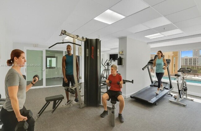 Building Photo - 1627 SW 37th Ave