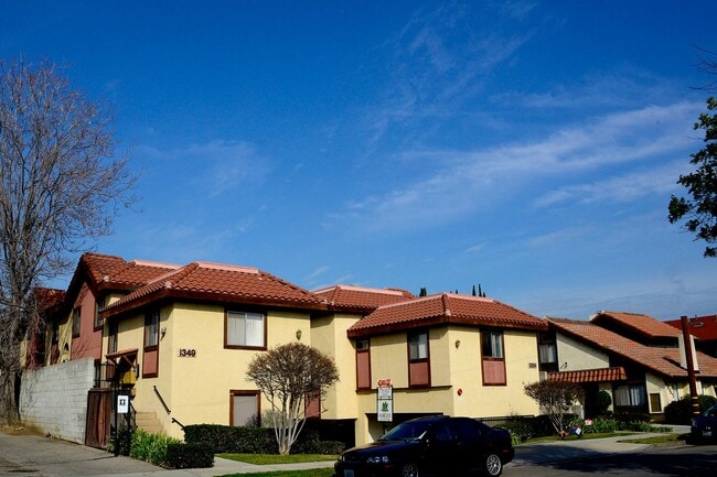 Building Photo - elm134