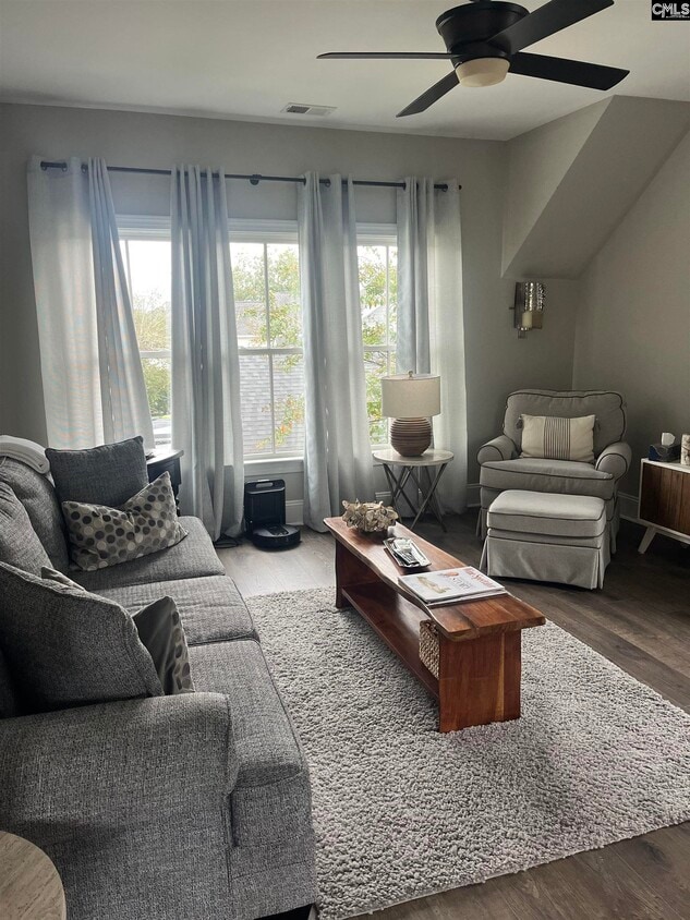 Foto principal - 821 Harborside Ln