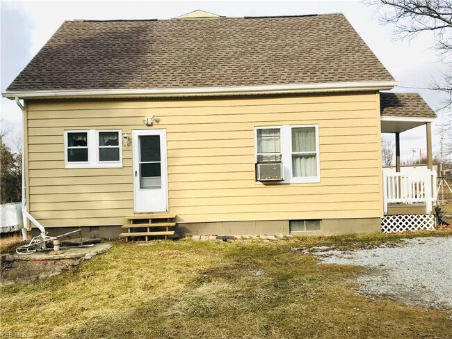Building Photo - 5062 Akron Cleveland Rd