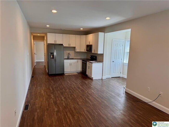 Foto del edificio - 5880 Sullivan Trail