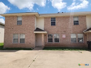 Building Photo - 5709 Redstone Dr
