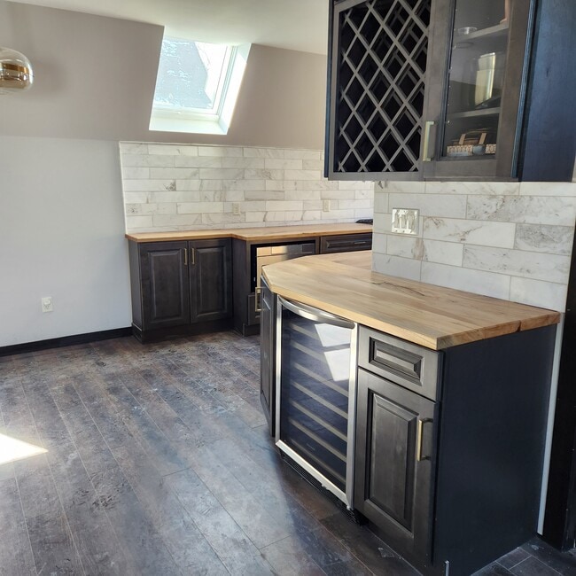 4 skylights - 2235 N 1st St