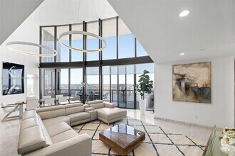 Building Photo - 18555 Collins Ave