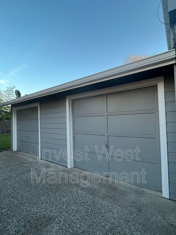 Foto del edificio - 710 NE 15th Ave