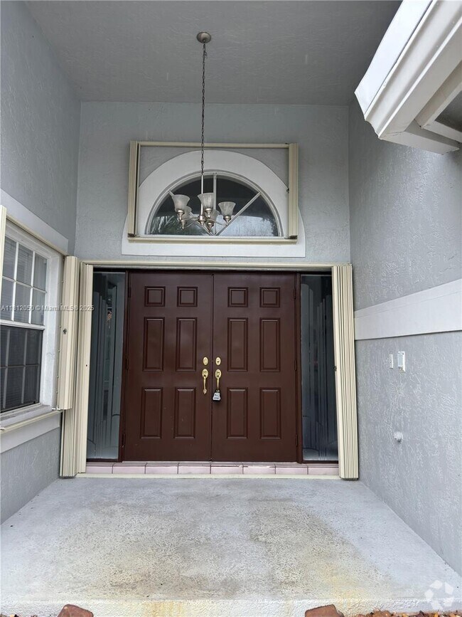 Building Photo - 5136 NW 99th Way