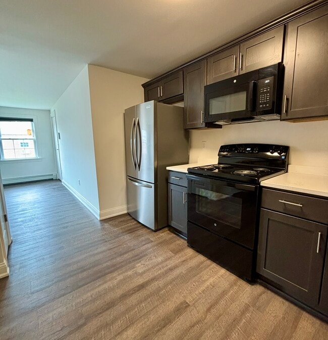 Building Photo - Copley Court Apartments