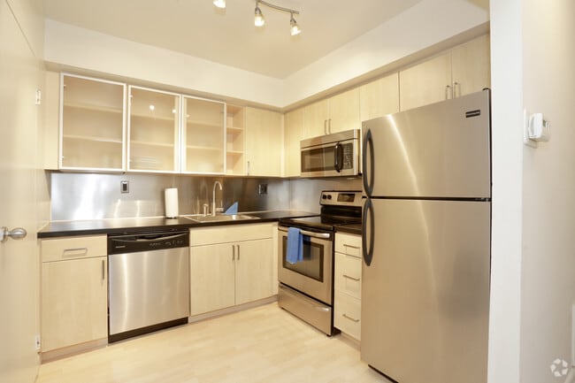 2 Bedroom - Kitchen - Cherrywood