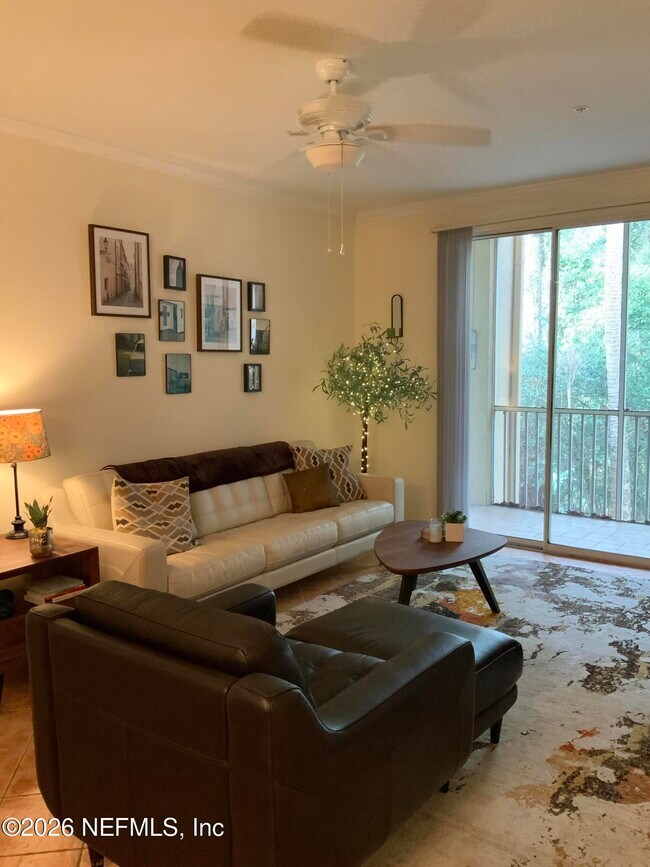 Building Photo - 170 Veracruz Dr