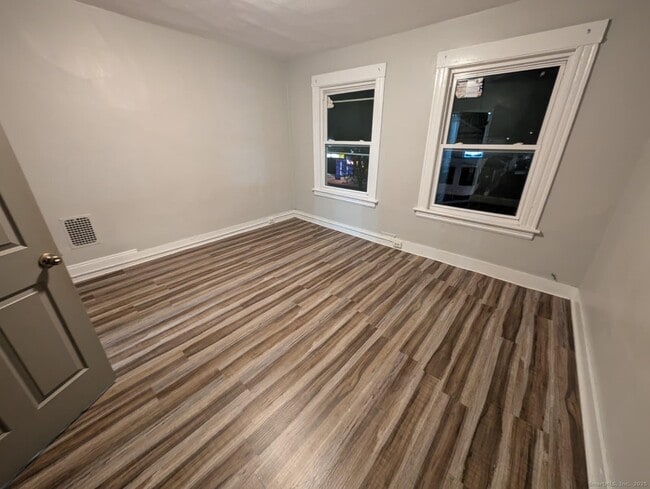 Foto del edificio - 3788 Main St