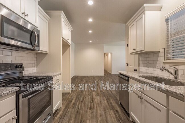 Building Photo - 421 Chalk Hill Ct