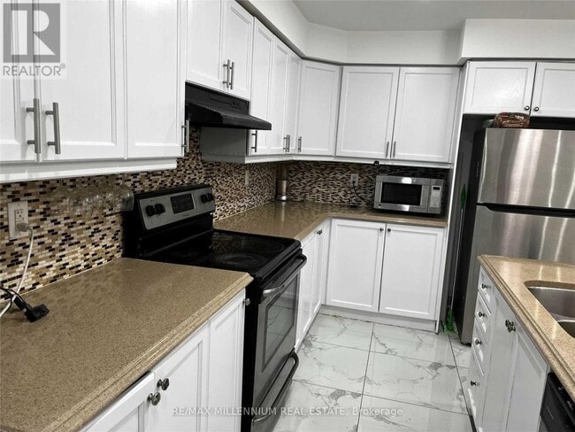 Building Photo - 52 Vanhorne Cl