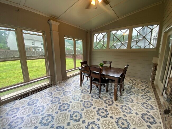Foto del edificio - 3112 Avenel Ct