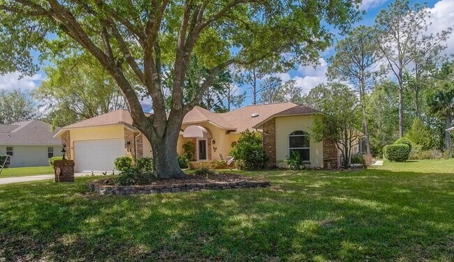 Building Photo - Gorgeous 3 Bed 2 Bath POOL HOME  in W Sect...