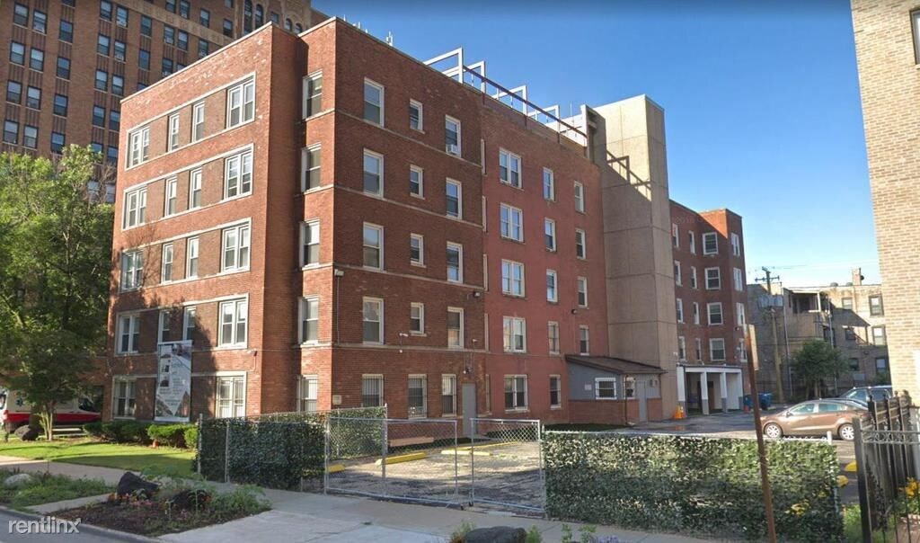 Primary Photo - 7270 S South Shore Dr