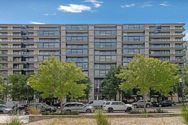 Photo - 920 I St NW House