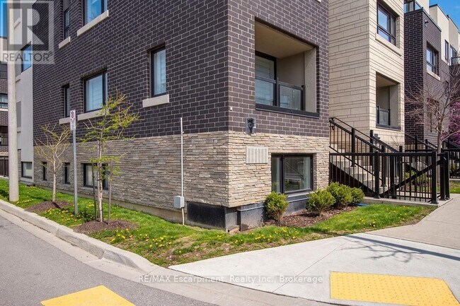 Photo du bâtiment - 1127 Cooke Blvd.